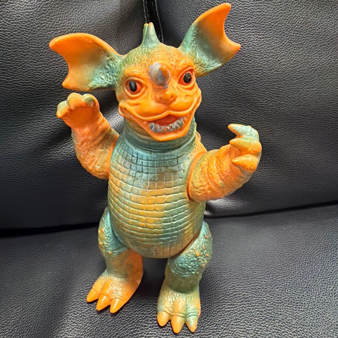 ウルトラマン 怪獣フィギュア バラゴン