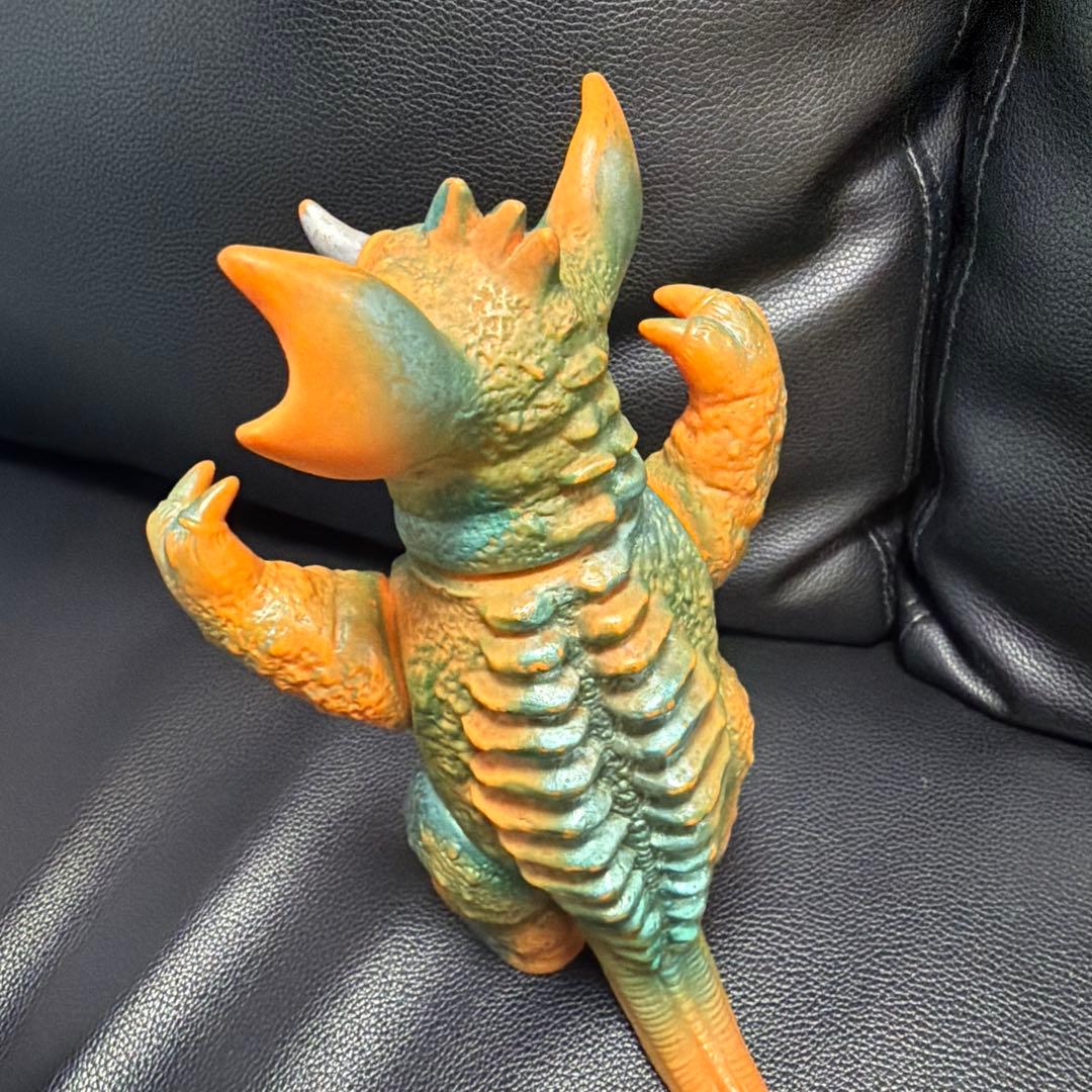 ウルトラマン 怪獣フィギュア バラゴン