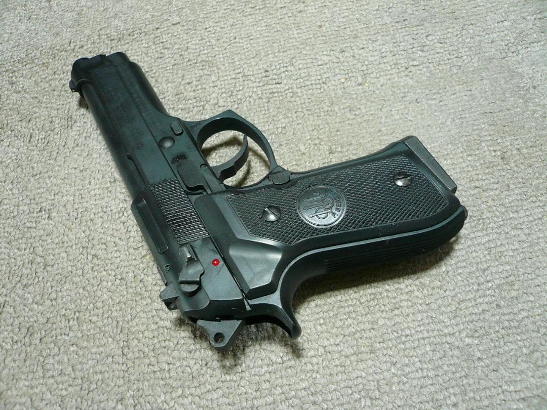 ウエスタンアームズ ブローバック ガスガン ベレッタ 92FS WA ABS