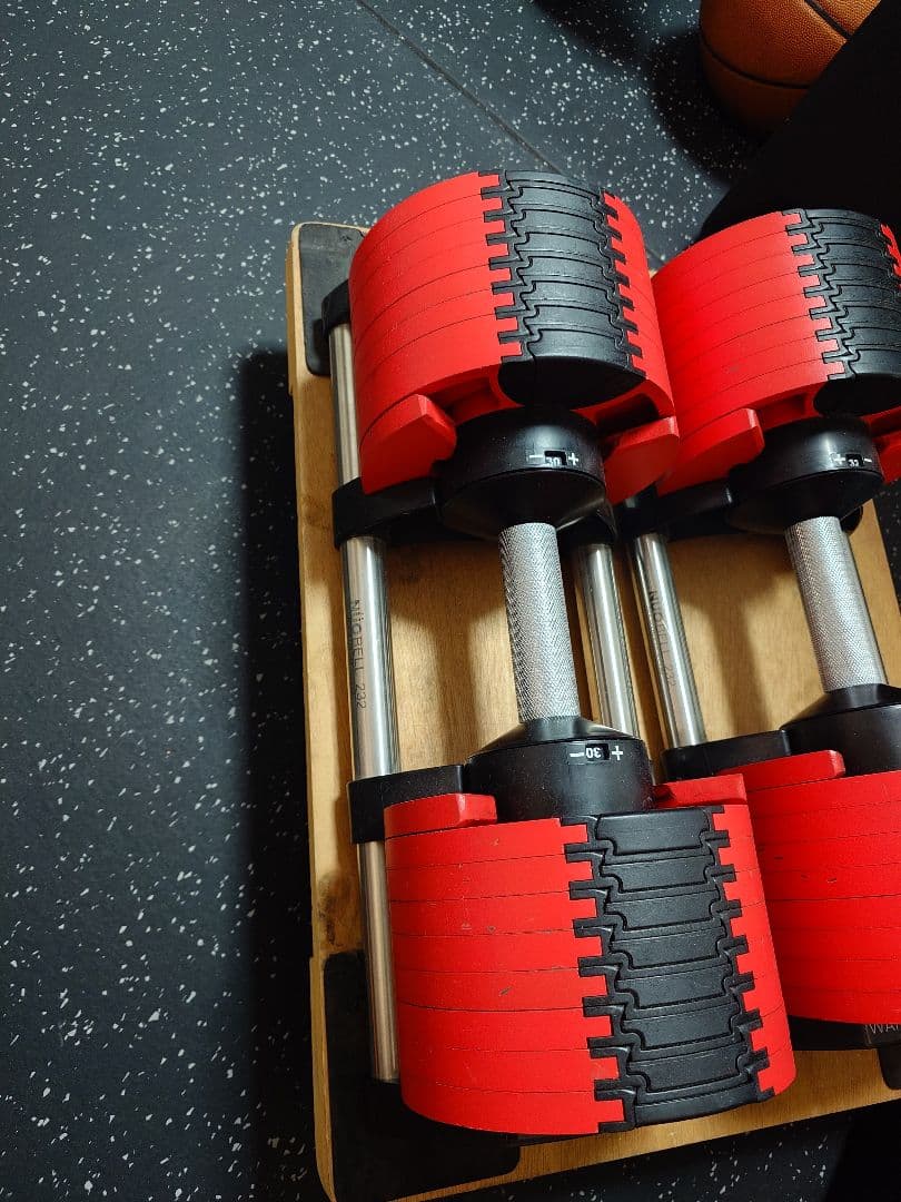 FLEXBELL 可変式ダンベル 赤黒 32kg 2kg刻み　①