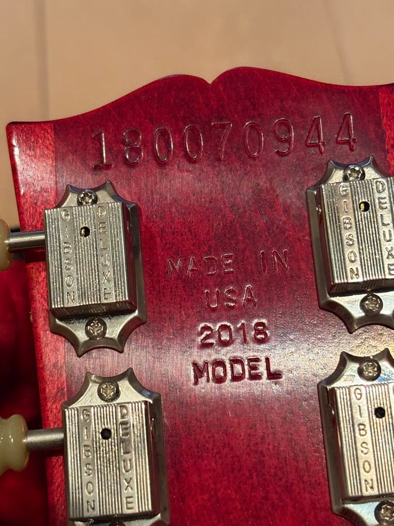 Gibson USA les paul faded 2018モデルギター