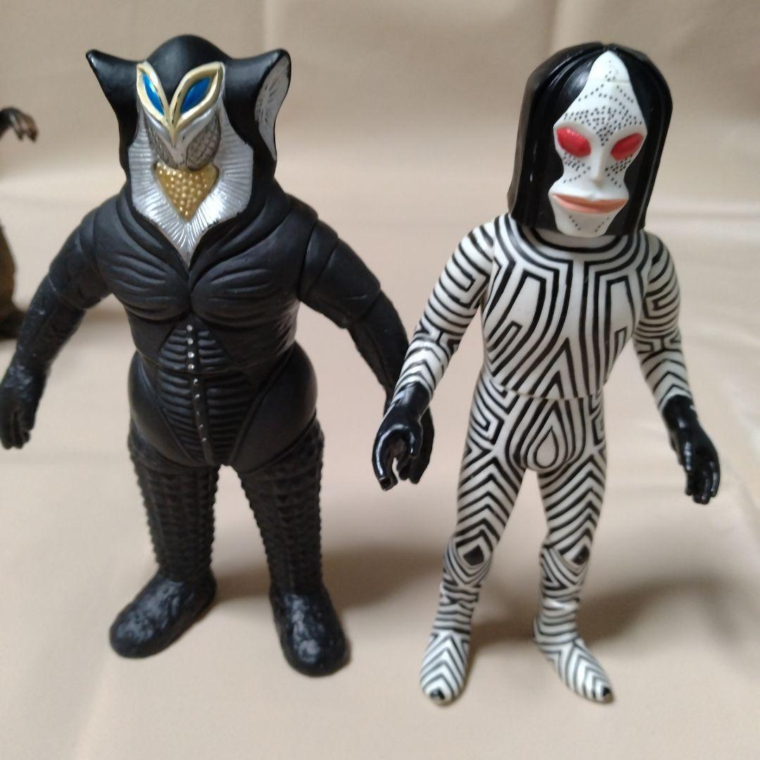 ウルトラマン怪獣　ソフビ　13体