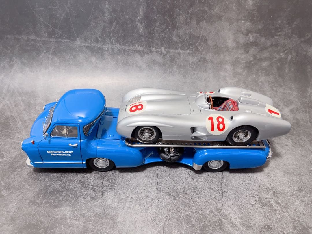 CMC 1/18 メルセデス・ベンツ　W196 優勝車#18 ミニカー