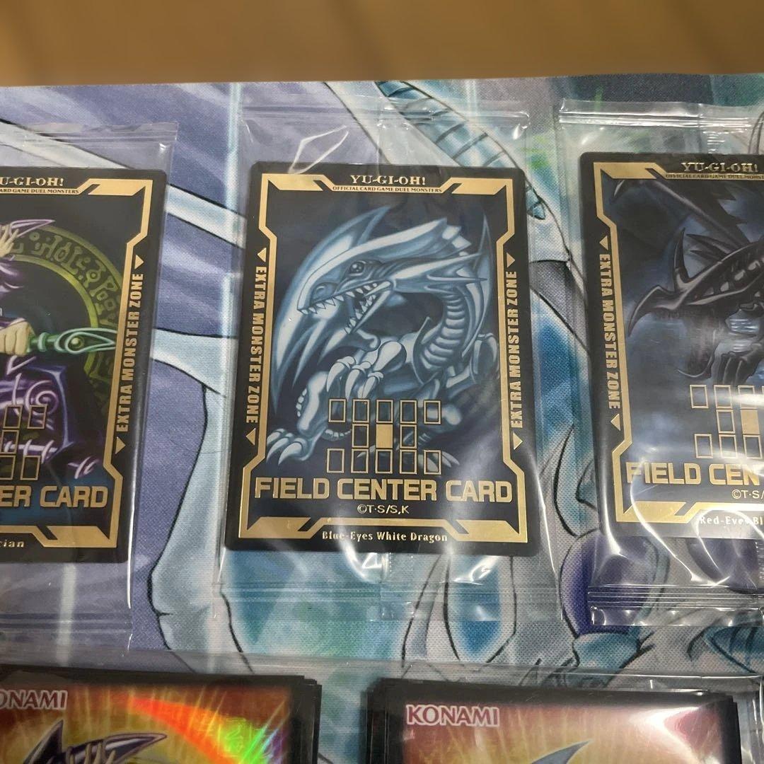 遊戯王　青眼の白龍フィールドセンターカード他