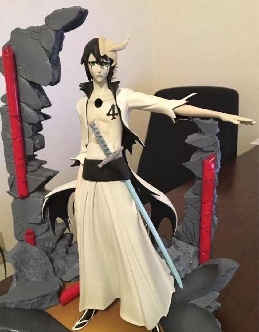 Tsume art BLEACH ツメアート ウルキオラ·シファー フィギュア