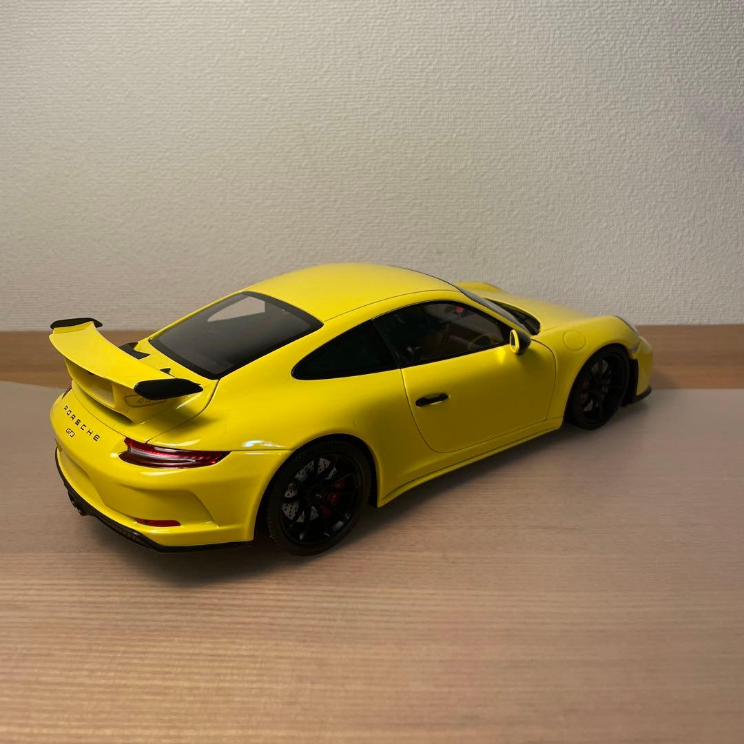 ミニチャンプス　ポルシェ 911 GT3 イエロー 1/18 ミニカー