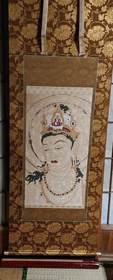 西陣手織唐絹国寳法隆寺聖観音像掛軸☆1月31日迄半額に御値引き販売中☆☆