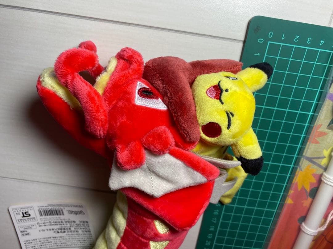 【新品】ポケモンセンターヒロシマ　3点セット　ピカチュウぬいぐるみ