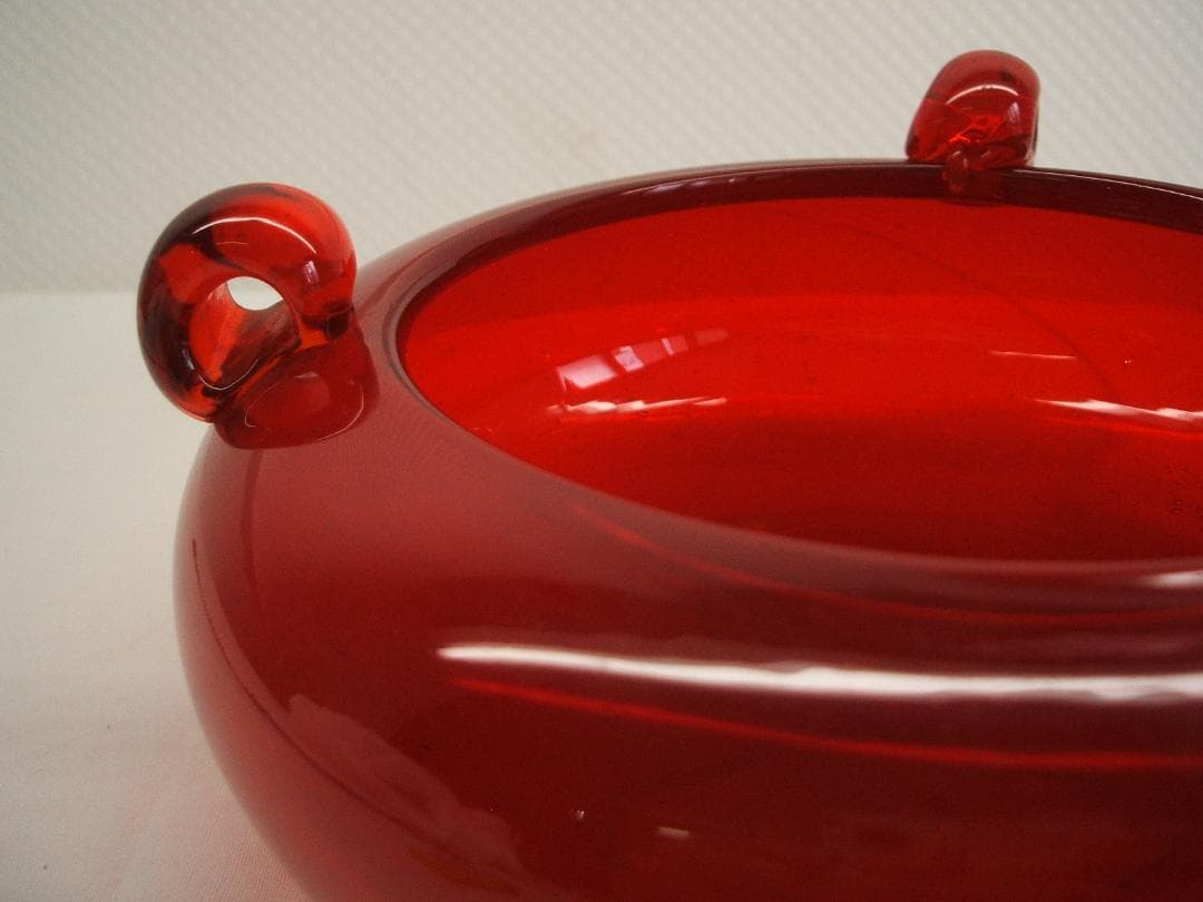 昭和中期物の美しい赤ガラスの吊るし円形花器 テーブルアクア USED品