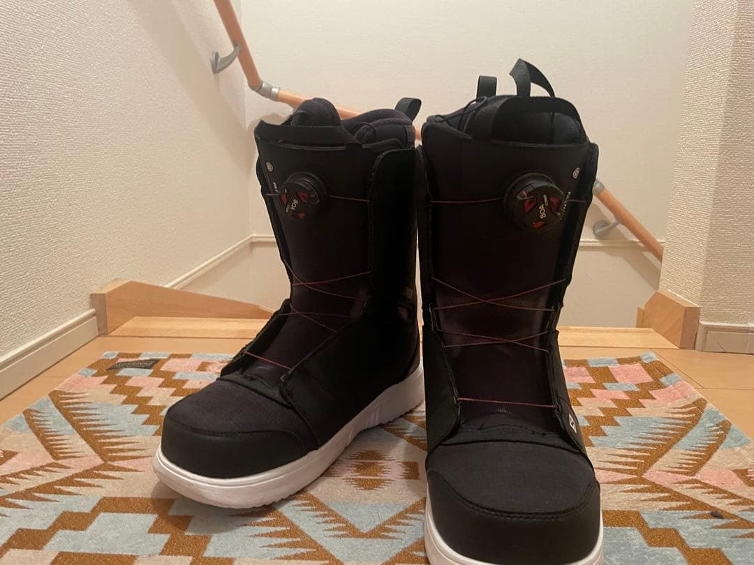 Salomon Malamute ブラックスノーボードブーツ