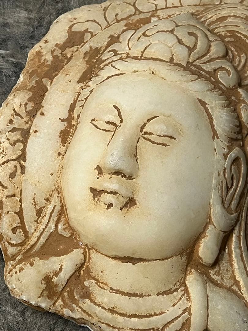 白玉　石　中国　万里長城　石彫刻 仏像 石造観音 仏頭 古美術 置物 彫刻