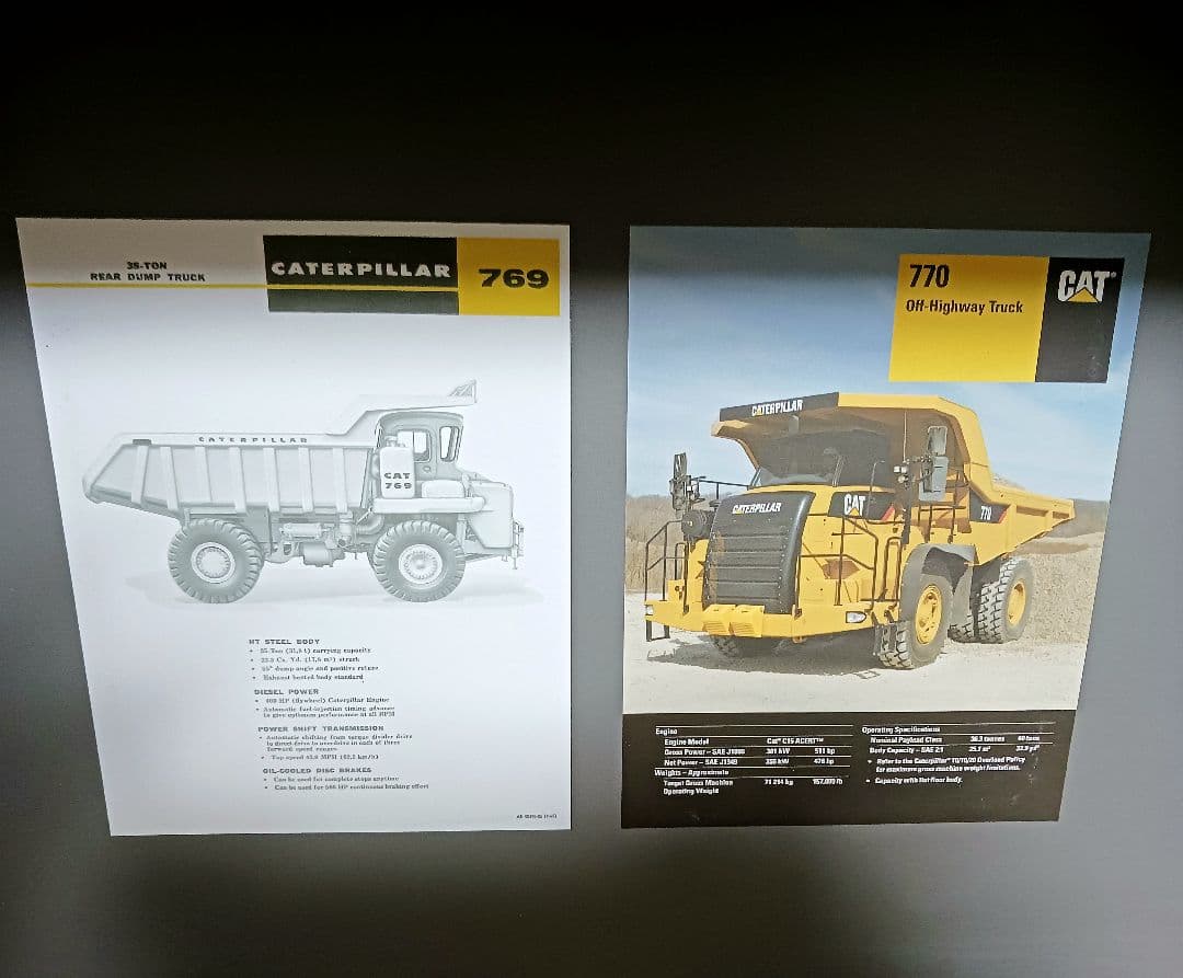 希少 ダイキャストマスター CAT 769&770 オフハイウェイトラック