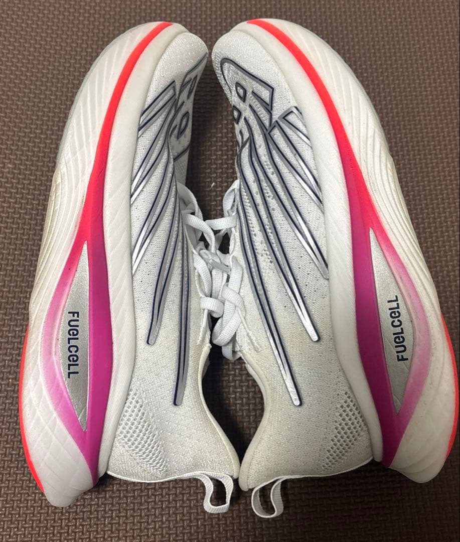 スパイク・シューズ New Balance FuelCell SuperComp Elite v3