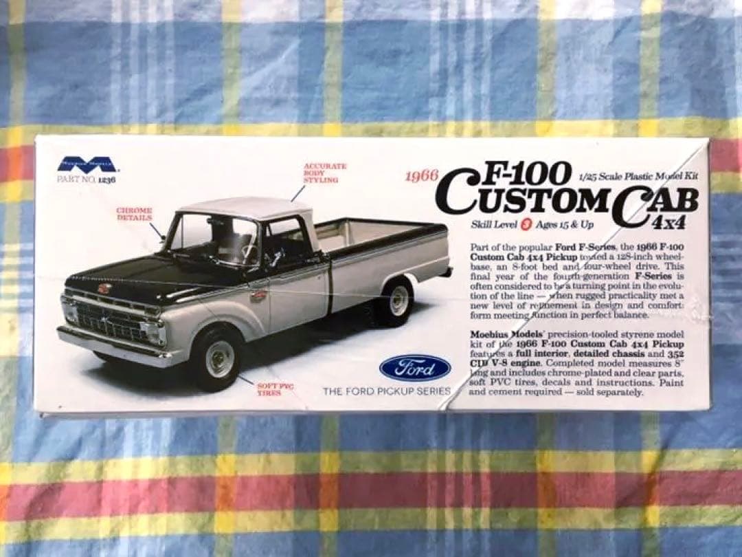 メビウスモデル 1/25 フォード F-100 カスタムキャブ 1966年型