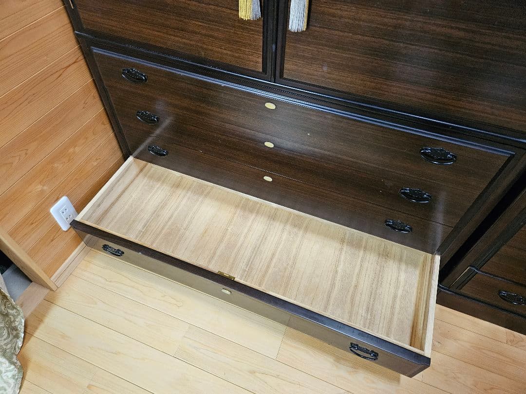 和箪笥　桐箪笥　年代物　アンティーク