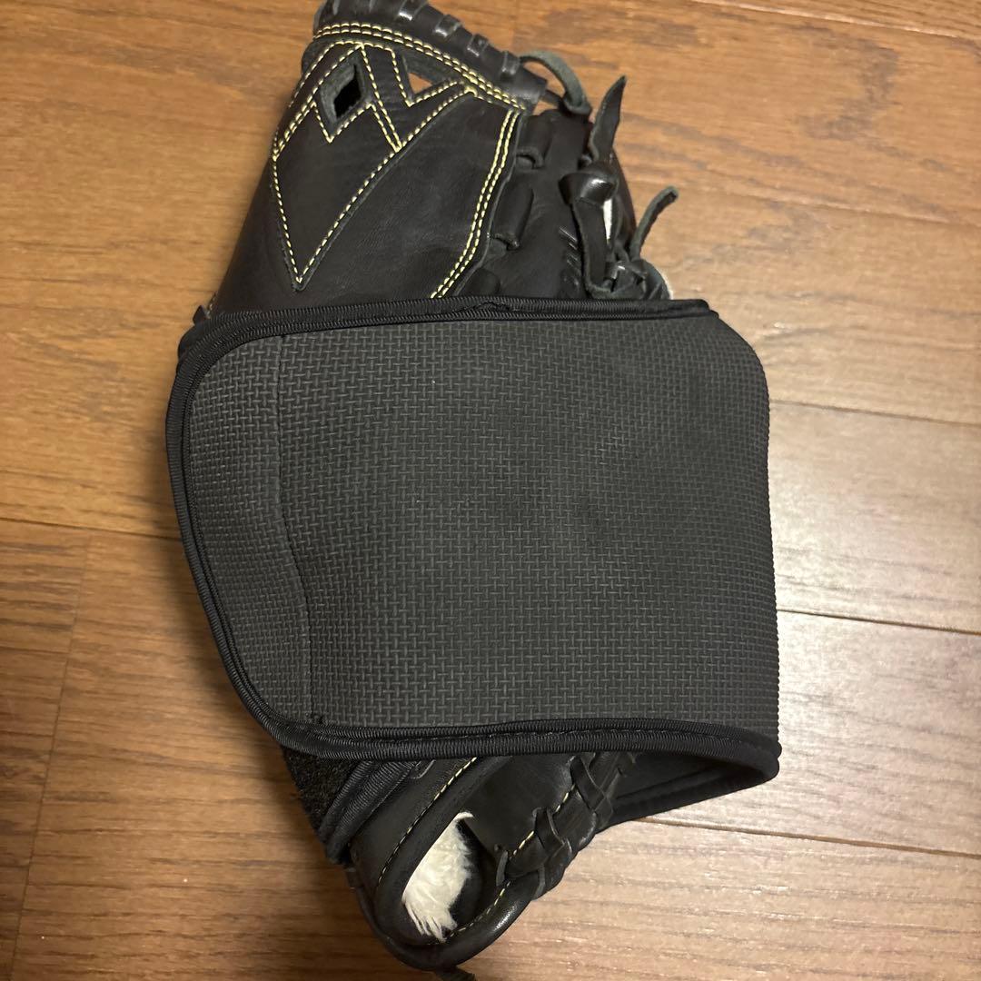 ミズノ 軟式グローブ 黒 投手