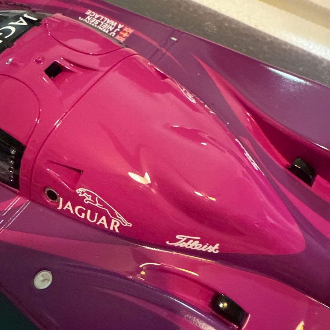 Auto Barn Jaguar XJR 12-91-1 Silk Cut 紫