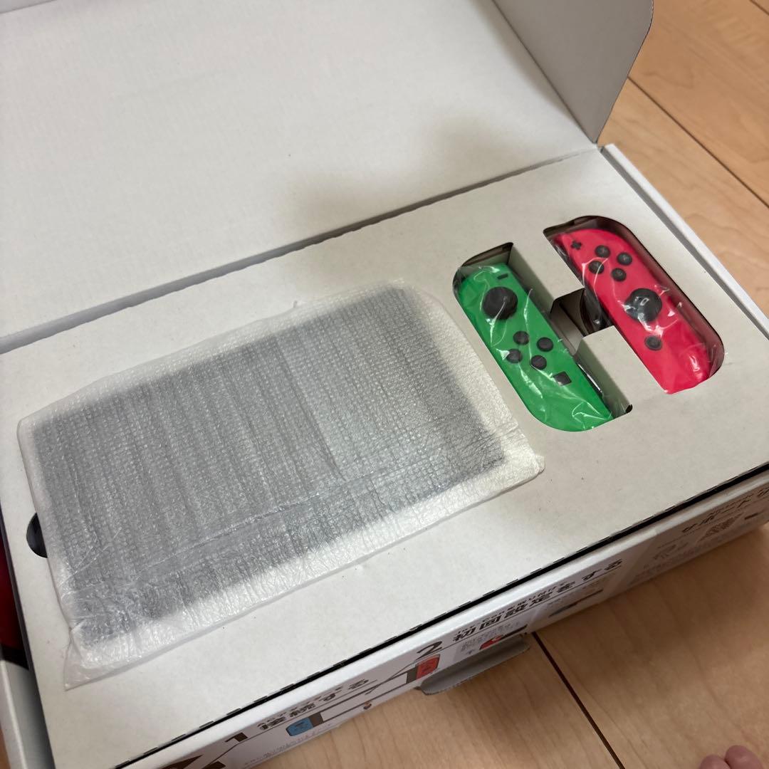 任天堂Switch 本体＋純正Joy-Con +マリオカートソフト