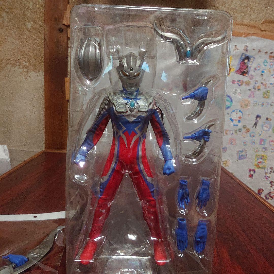 メディコムトイ/ウルトラマンゼロ 可動フィギュア
