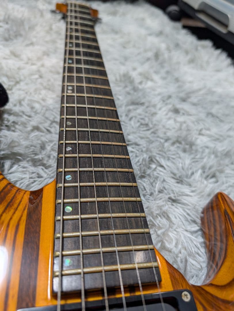 美品　edwards e-rd-140nt エレキギター　廃盤らしい