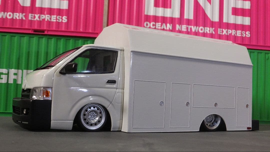 1/24 200系　ハイエース　KUV 仮想USDM 北米仕様　JDM