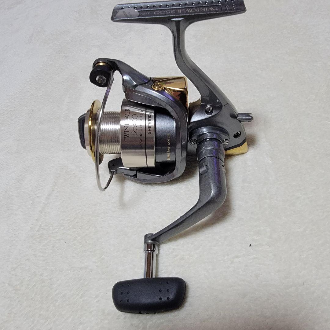 SHIMANO ツインパワー 2500美品