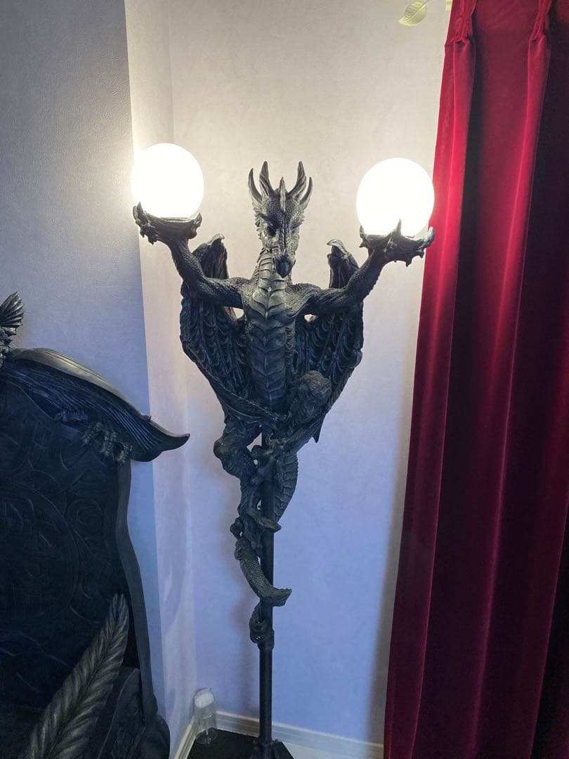 ドラゴンのランプ　飾ってただけで未使用