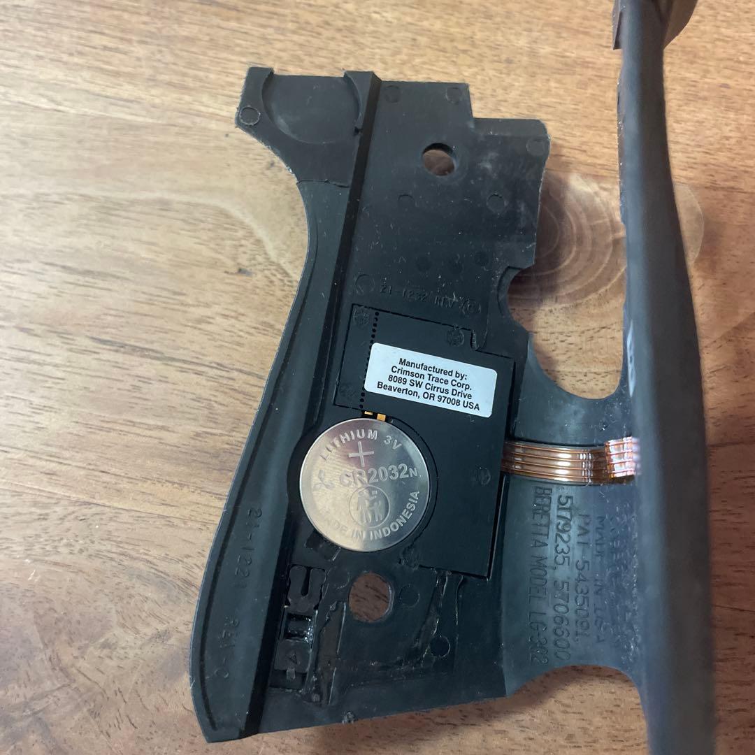 Crimson Trace レーザーグリップ Beretta M236