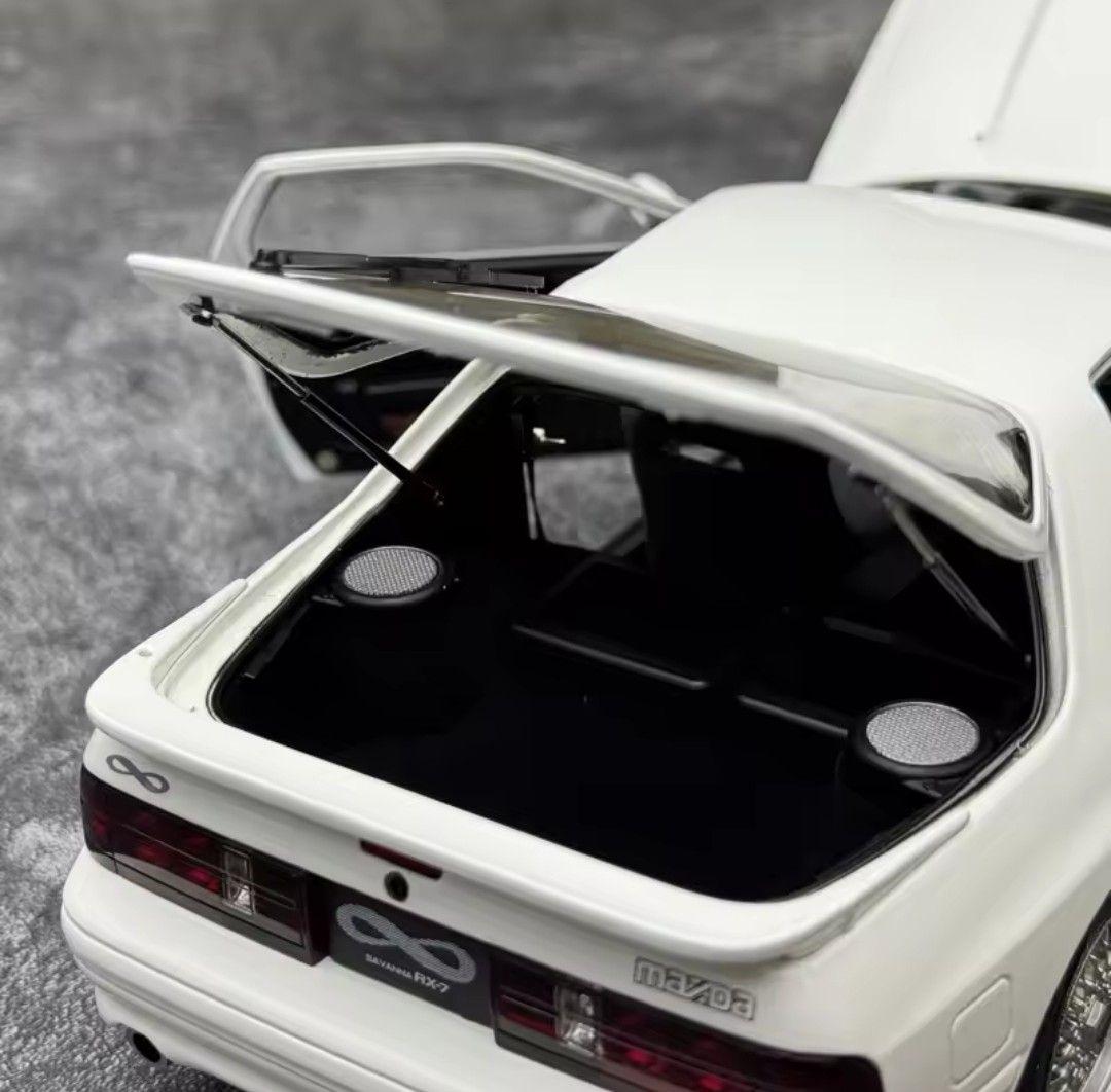WHELART　1/18　マツダ　RX-7　FC3S　頭文字　高橋涼介
