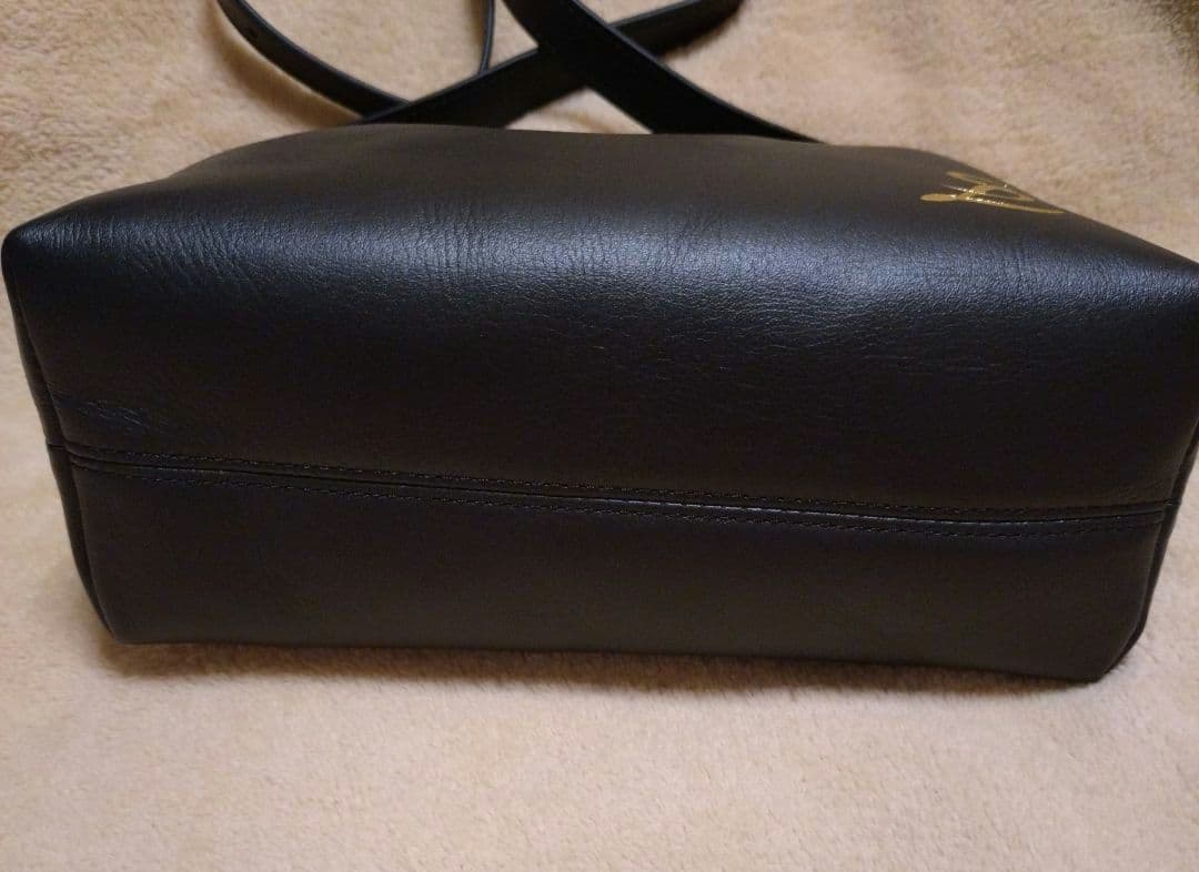 n.ssignカズタSULA黒 レザー ショルダーバッグ