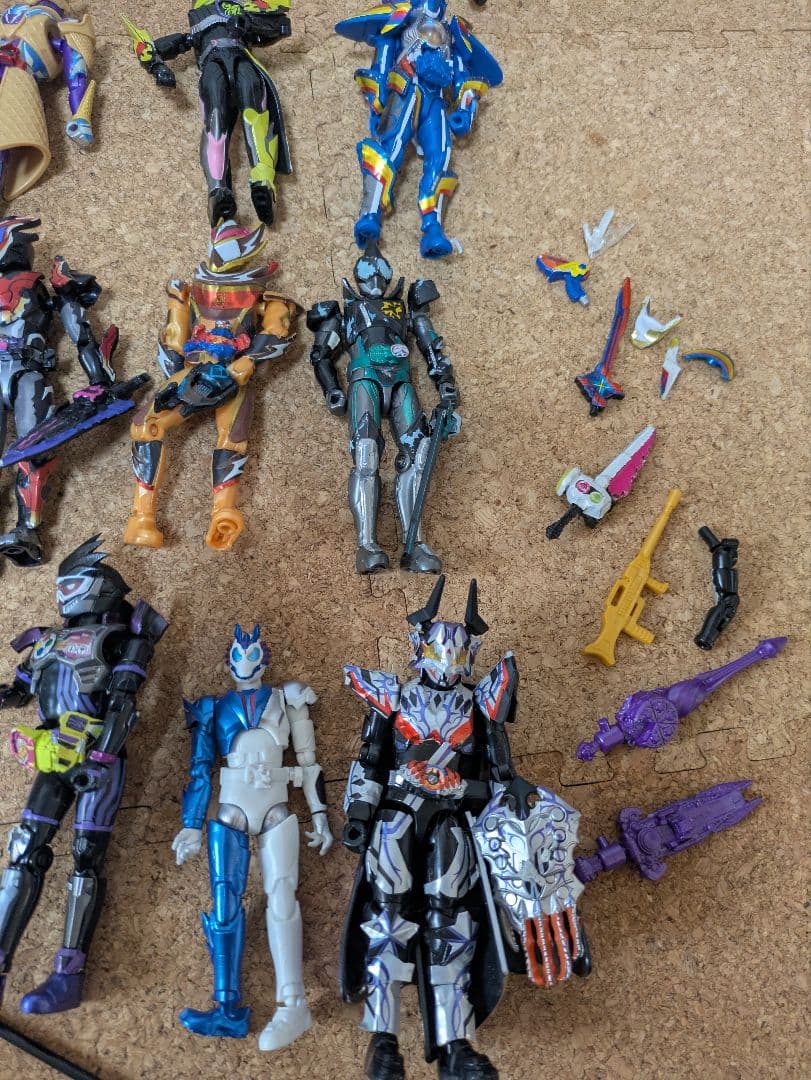 装動　仮面ライダー　ガヴ