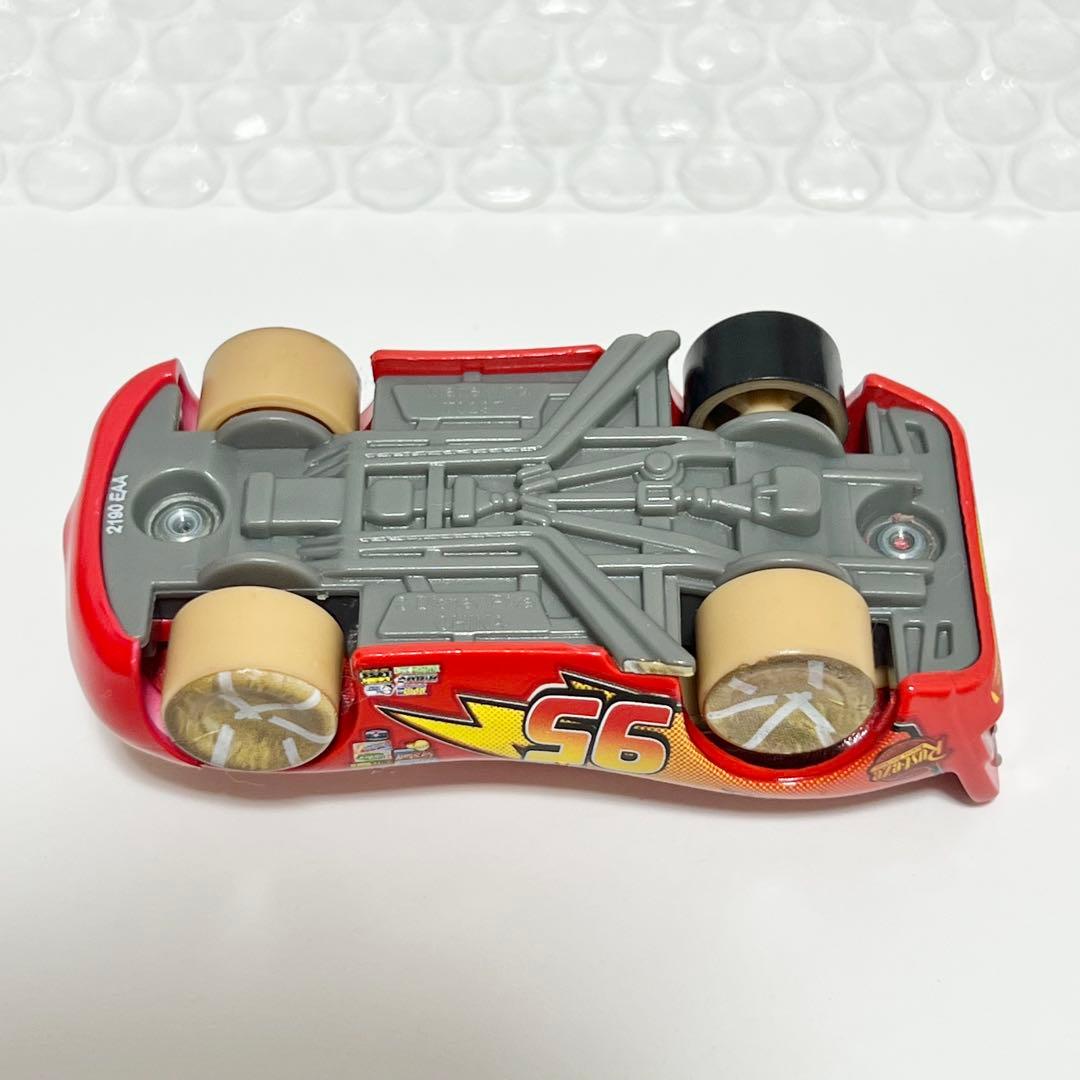 マテル　カーズ　PAINT MASK ライトニングマックイーン　ミニカー