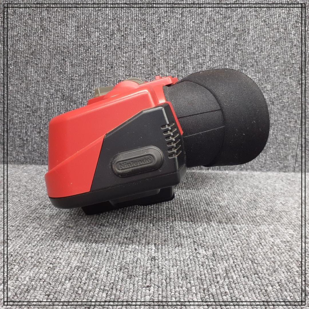 Nintendo Virtual Boy 箱、アイシェード付き
