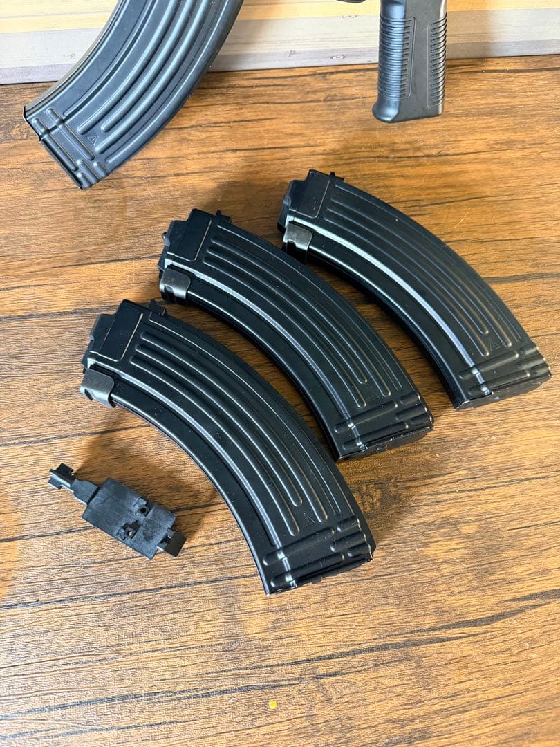 東京マルイ　次世代電動ガン　AK STORM セット