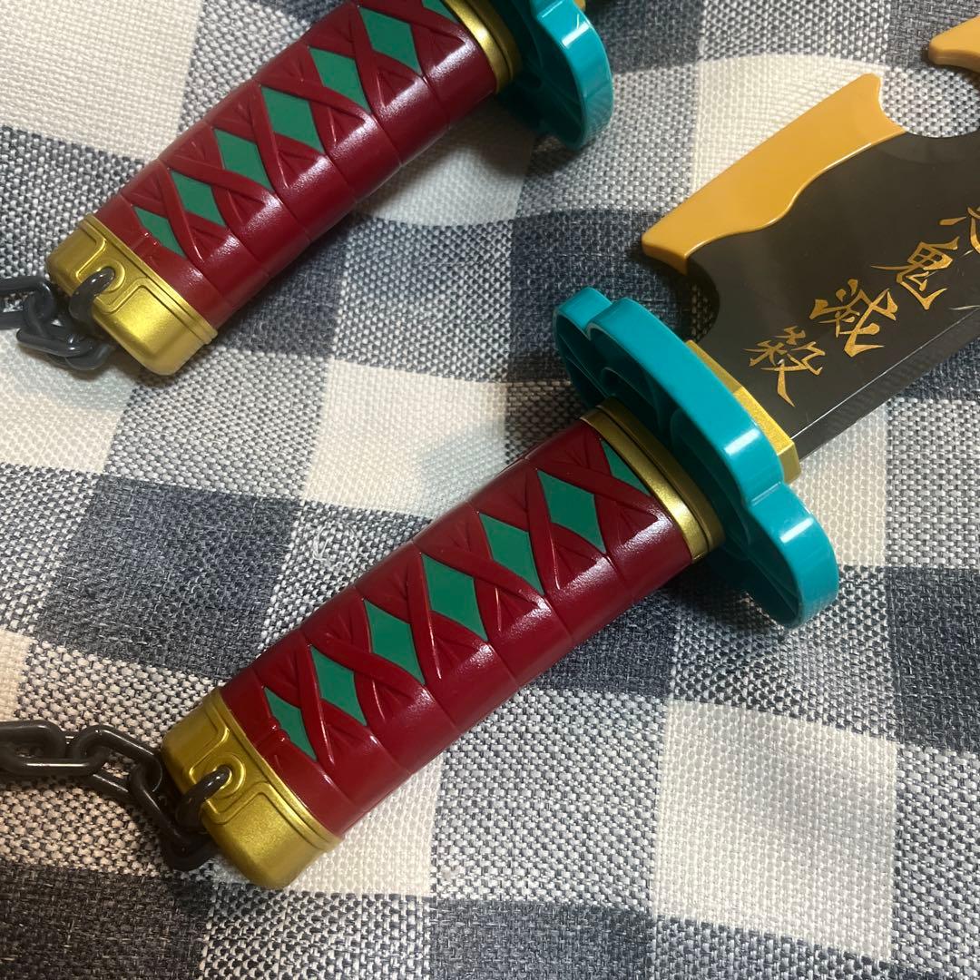 【希少】バンダイ 鬼滅の刃 宇髄天元 NARIKIRI 日輪刀