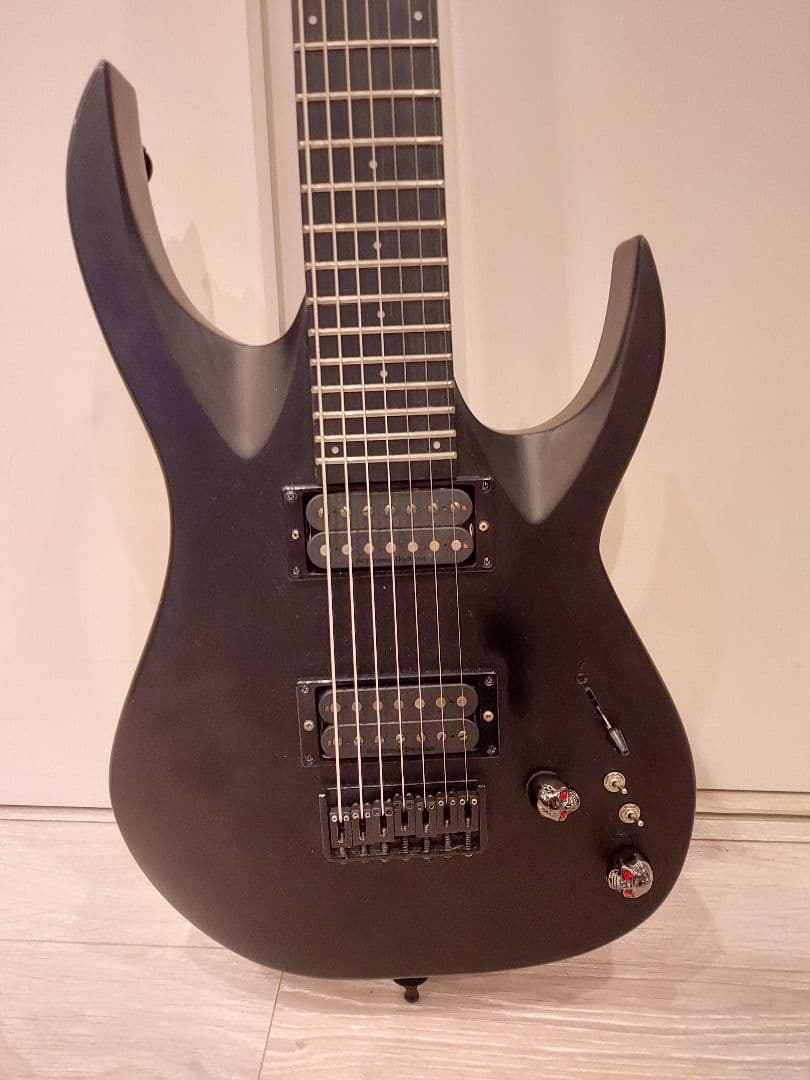 S by Solar 4.7C-E　7弦ギター