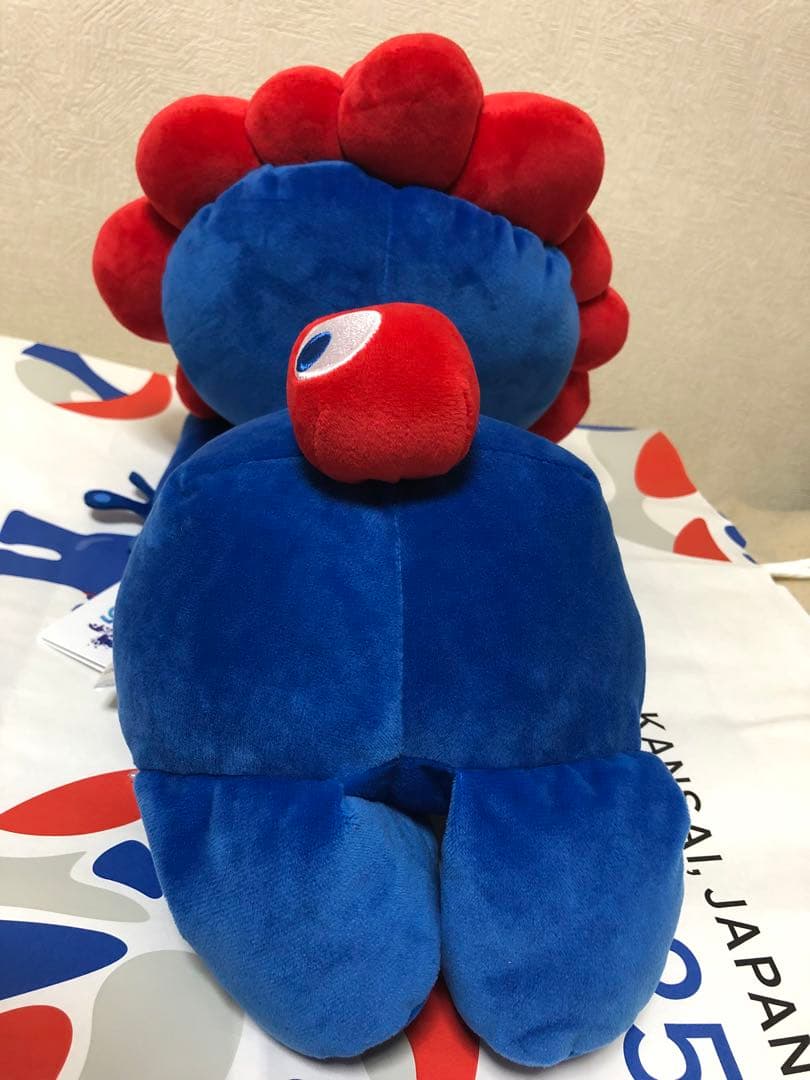 万博　ミャクミャク　這い　ぬいぐるみ　Lサイズ　寝そべり