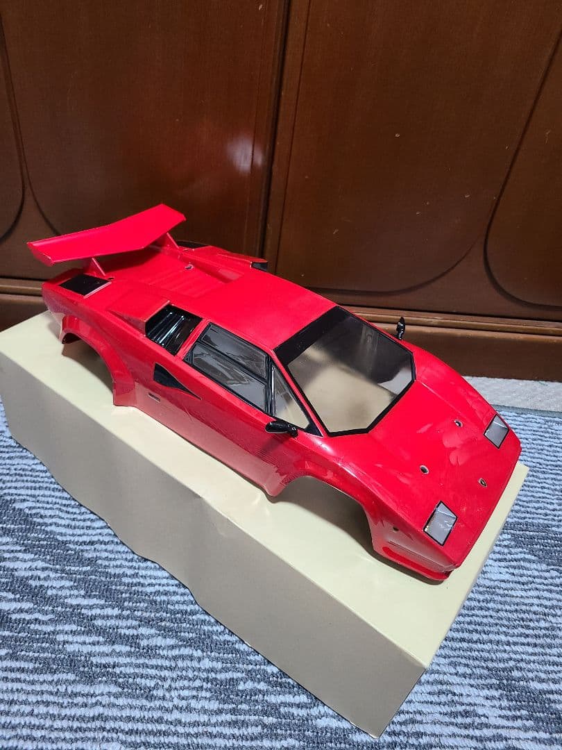 タミヤ 1/10 RC カウンタックLP500Sボディ(レッド)