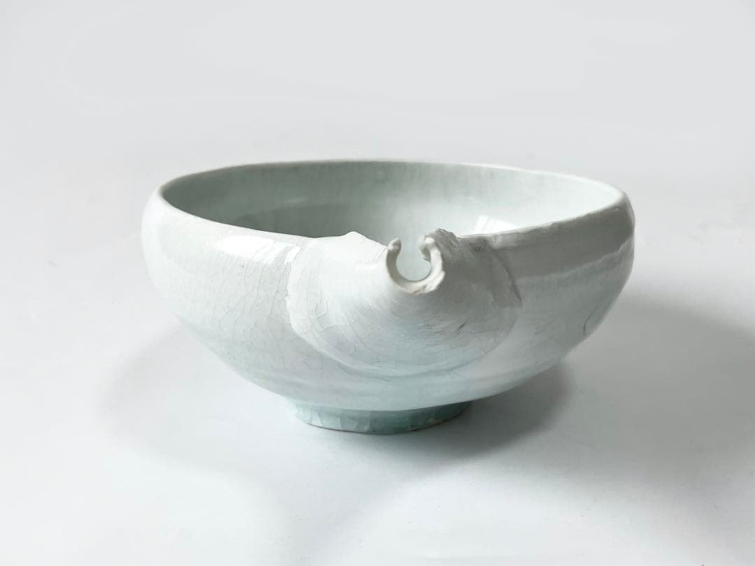 作家物　陶芸家　加藤委　つぶさ　川小牧白磁片口　オブジェ　青白磁　川小牧手　共箱