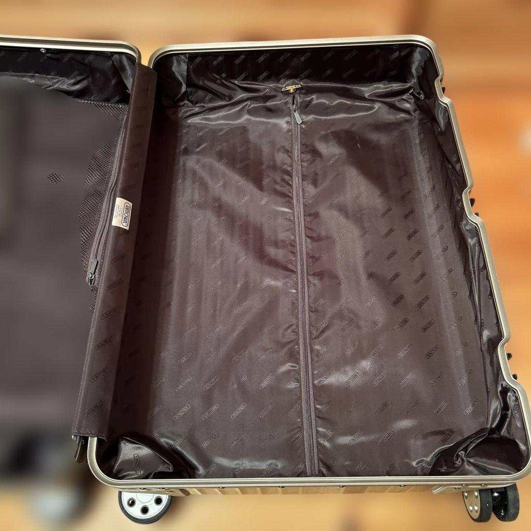 【匿名配送】RIMOWA リモア　シャンパンゴールド スーツケース