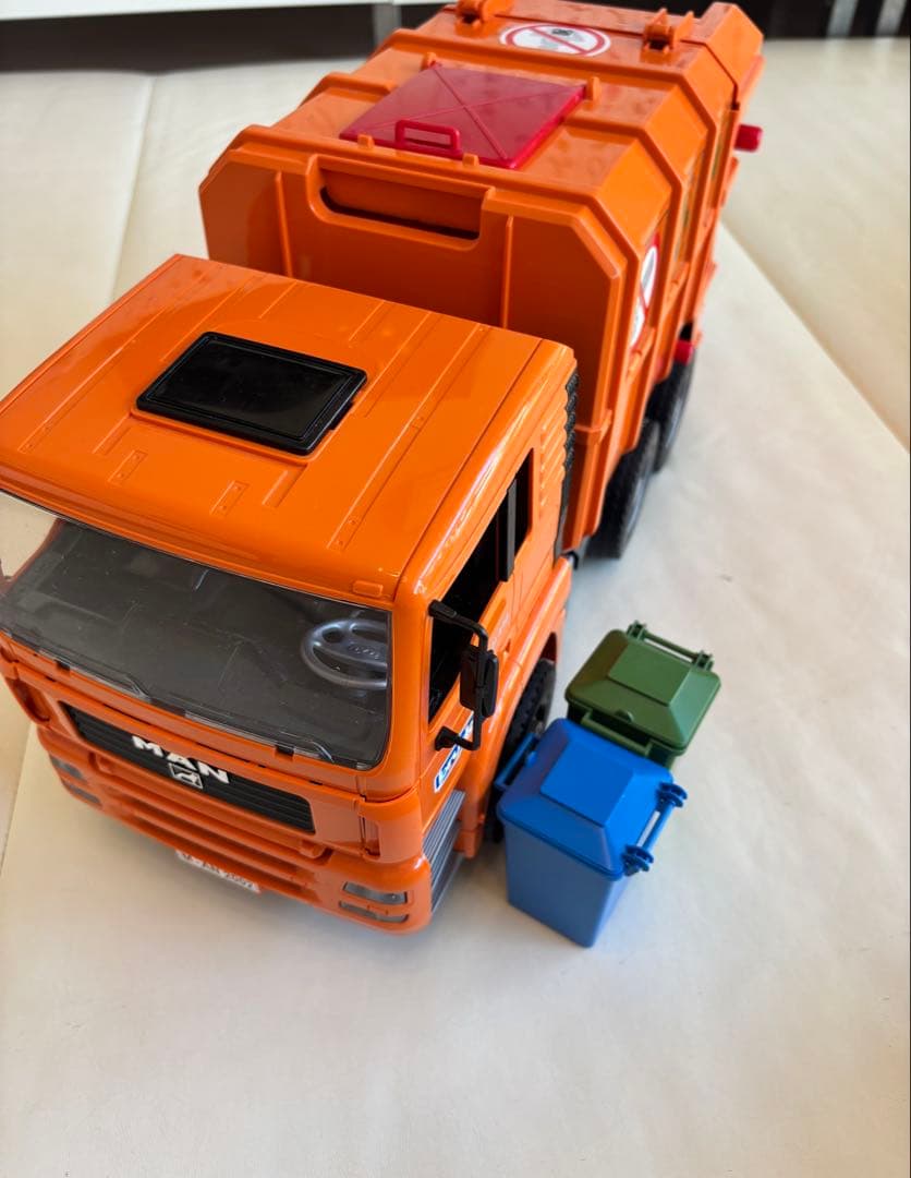 Bruder ミキサー車、ゴミ収集者、ショベルカー3点セット