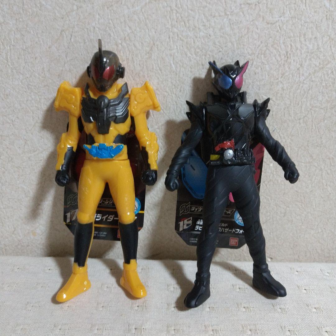 仮面ライダービルド ソフビフィギュア１８体