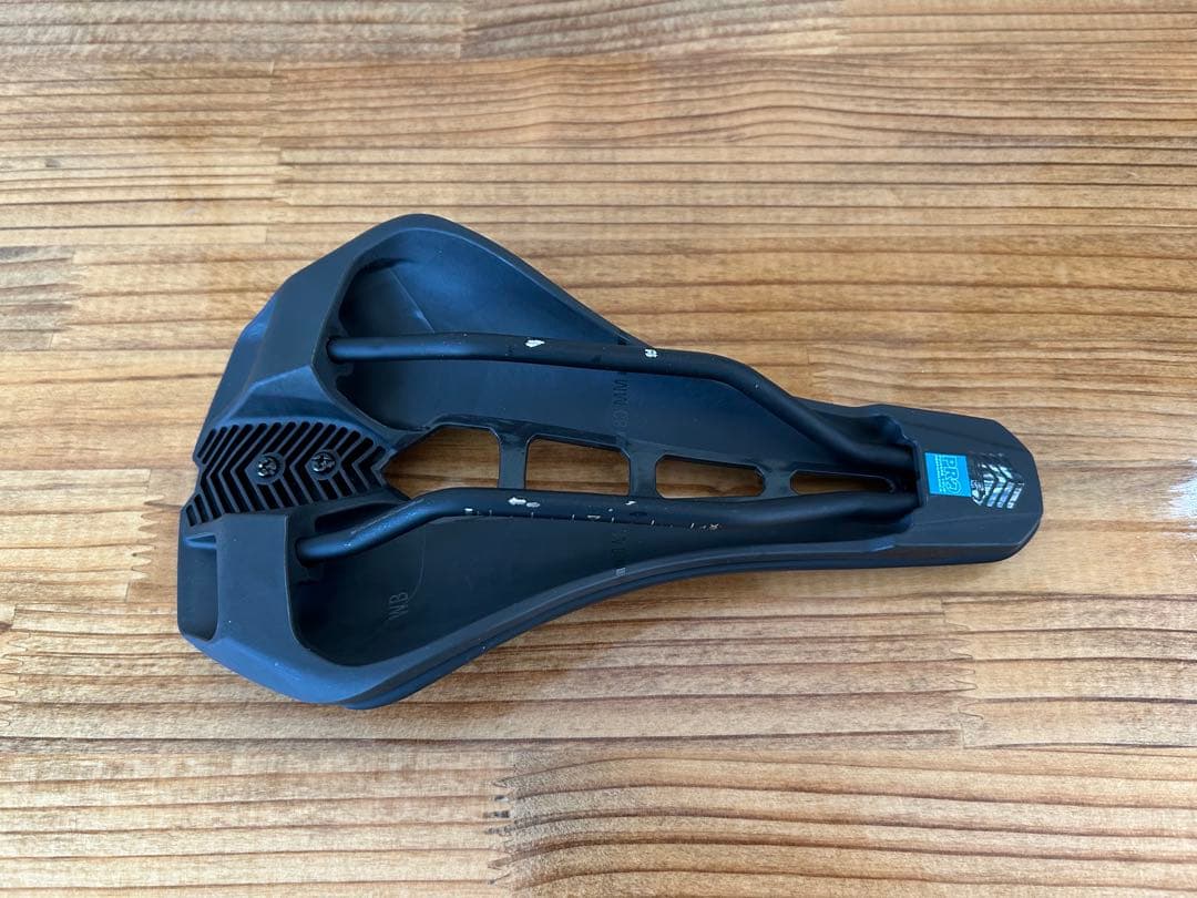 プロ(PRO) ステルス Curved サドル