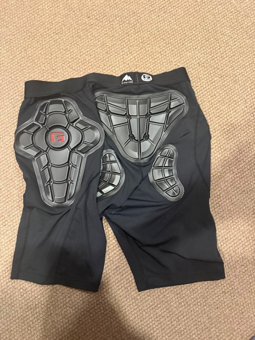 ウィメンズ Burton インパクト ショーツ L サイズ