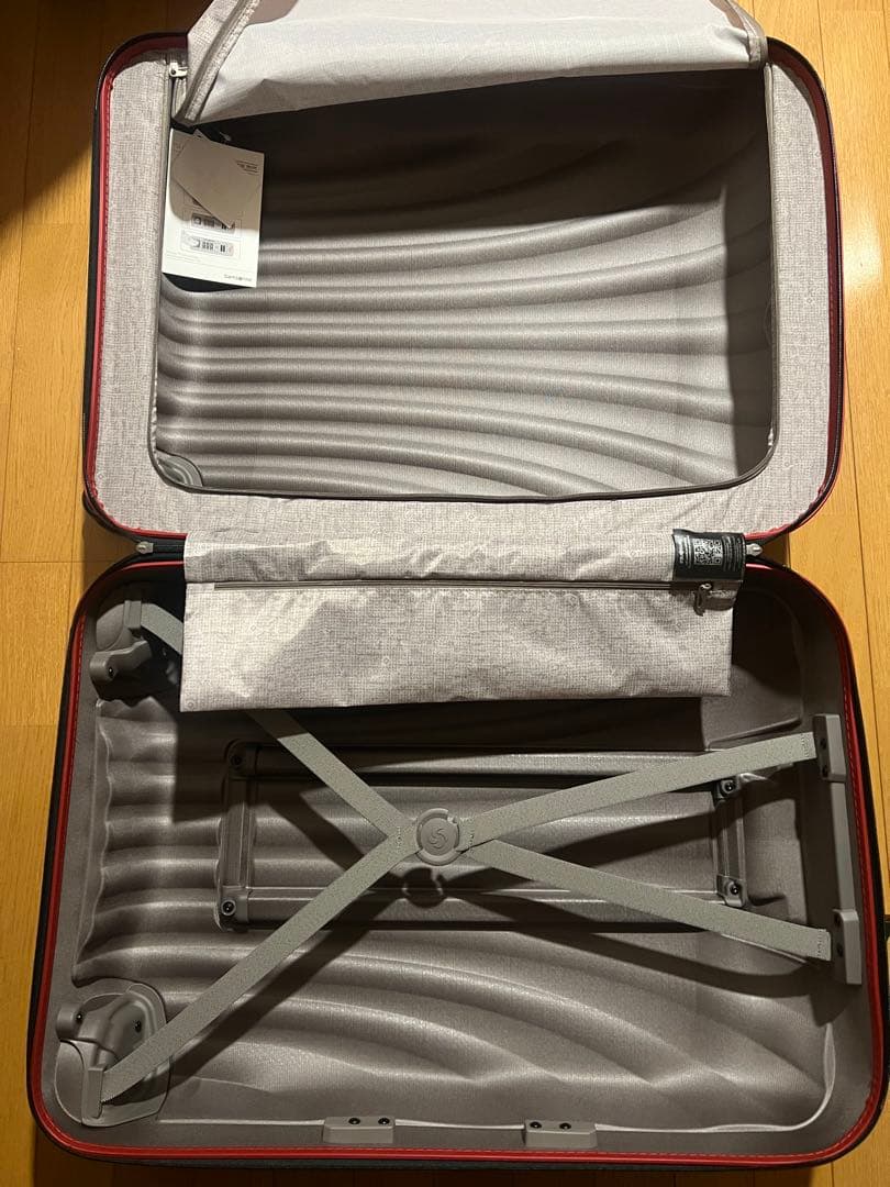 軽量Samsonite レッドキャリーケース TSAロック付き
