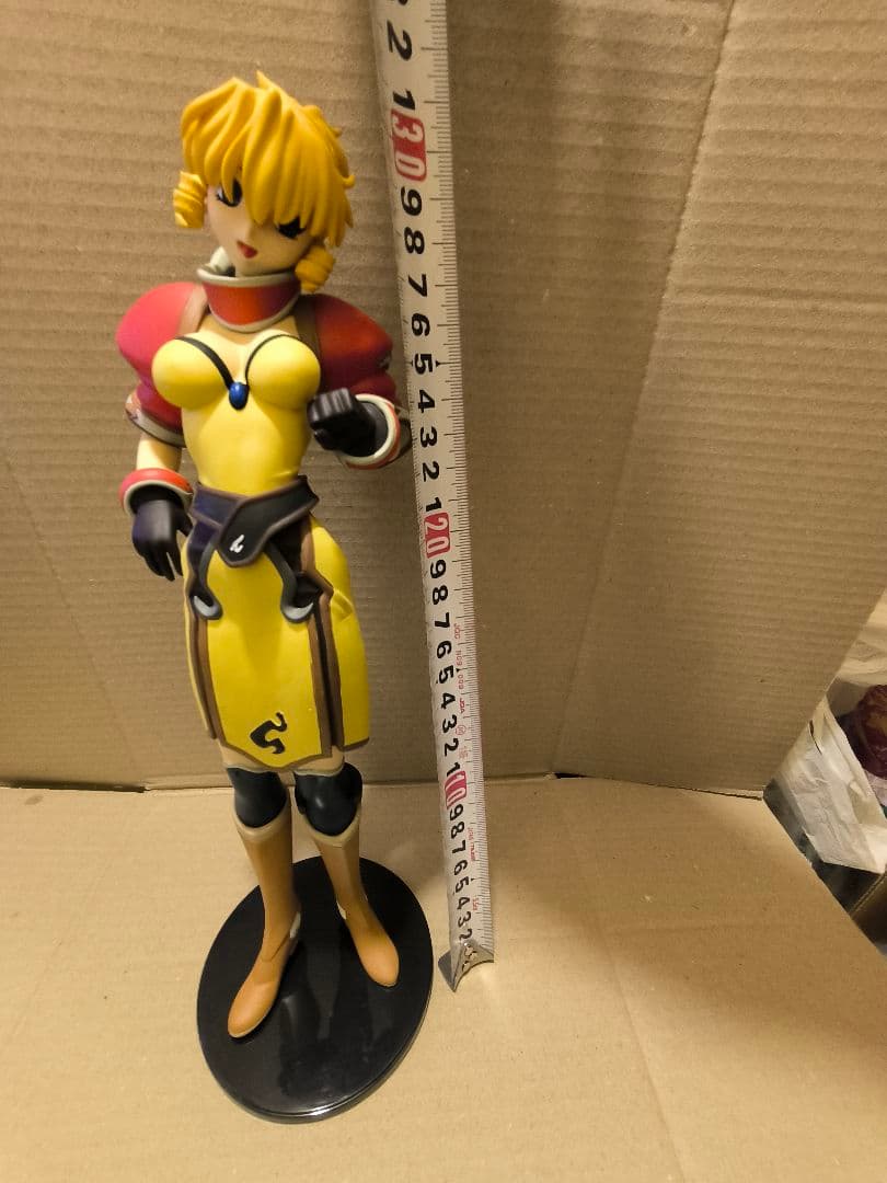 ゲームキャラクター フィギュア 約27cm