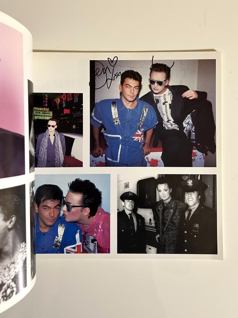 BOY E 直筆サイン＆いたずら書き入りツアーパンフ◆メンバーサイン有