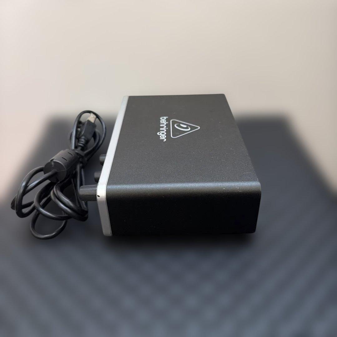 Behringer UMC202HD オーディオインターフェース ベリンガー