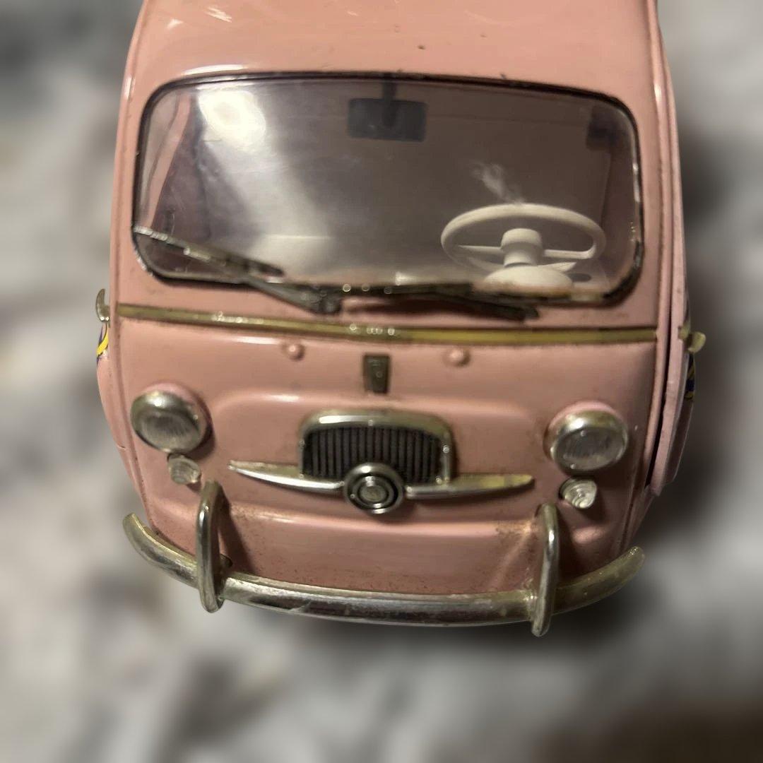 ERA 1/18 フィアット　600D PINKPIG PIGG 1960