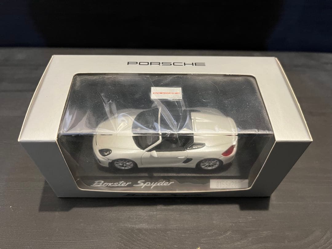 ポルシェ 981ボクスタースパイダー718ケイマン1/43ホワイト2000台限定